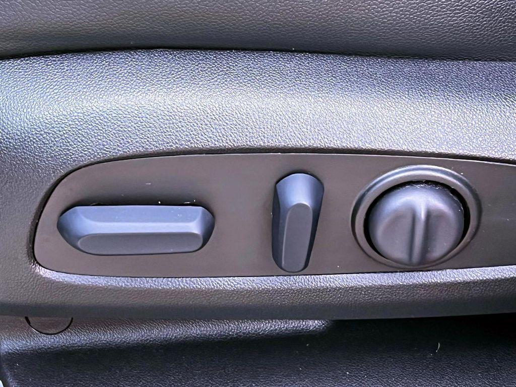 used 2023 Chevrolet Equinox car, priced at $24,310