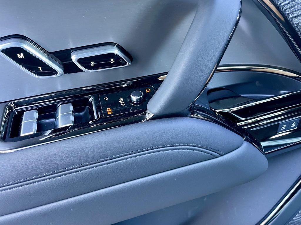 new 2026 Land Rover Range Rover Sport car, priced at $105,580