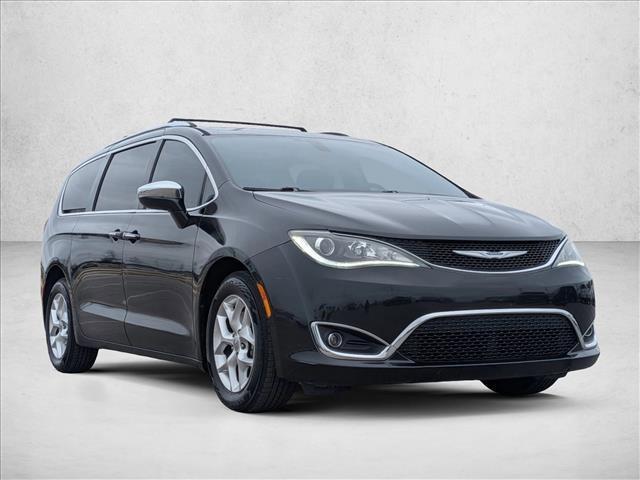 used 2020 Chrysler Pacifica car, priced at $13,915