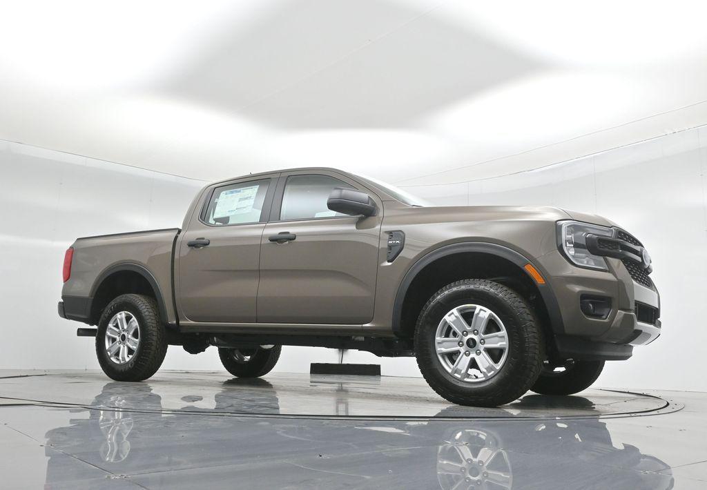 new 2025 Ford Ranger car, priced at $31,874