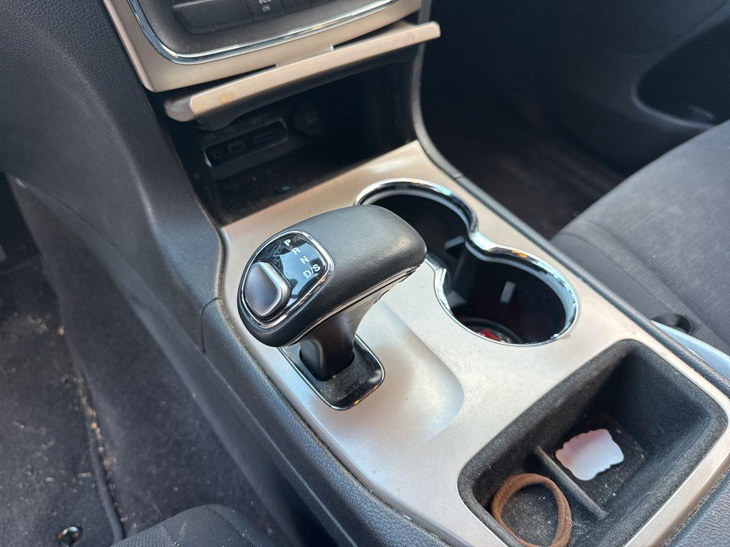 used 2015 Jeep Grand Cherokee car, priced at $7,507