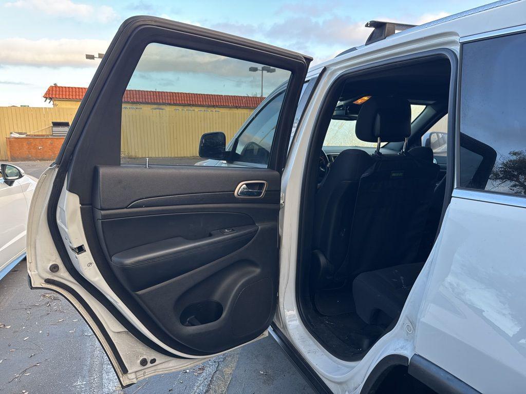 used 2015 Jeep Grand Cherokee car, priced at $7,507