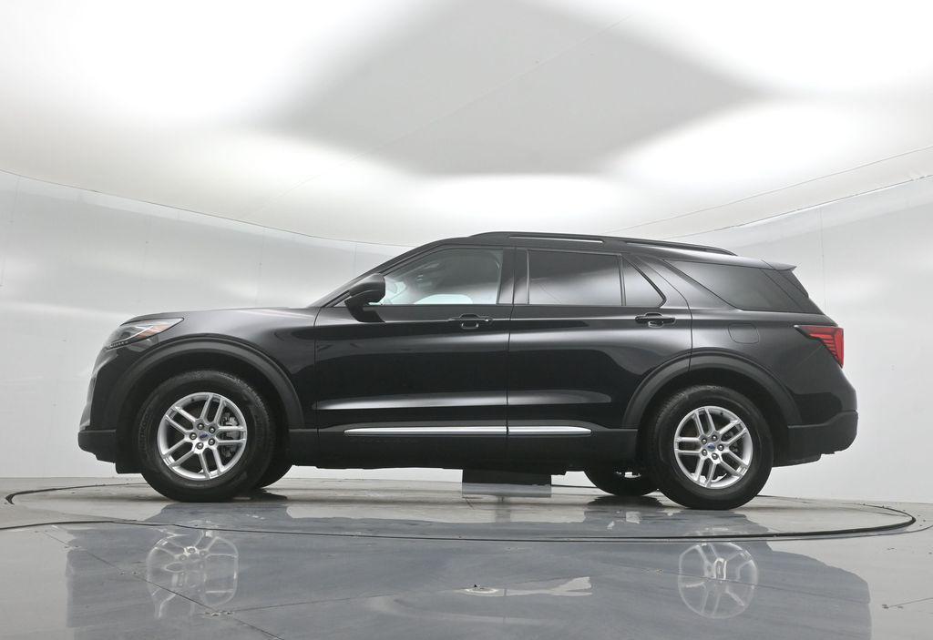 used 2025 Ford Explorer car, priced at $36,044