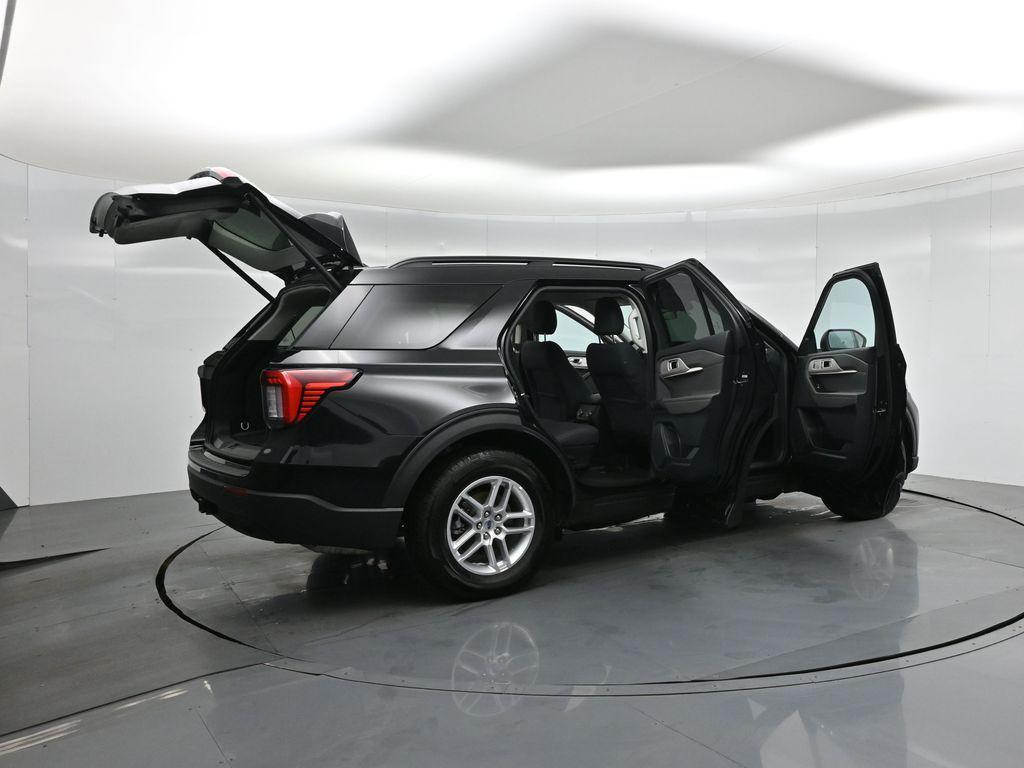 used 2025 Ford Explorer car, priced at $36,044