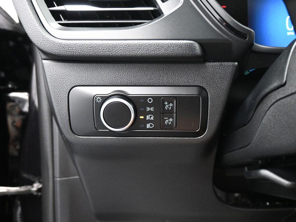 used 2025 Ford Escape car, priced at $25,660