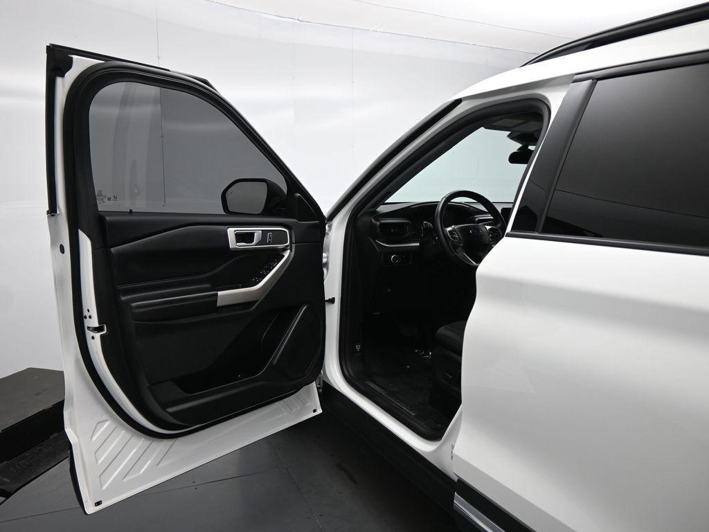 used 2023 Ford Explorer car, priced at $25,063