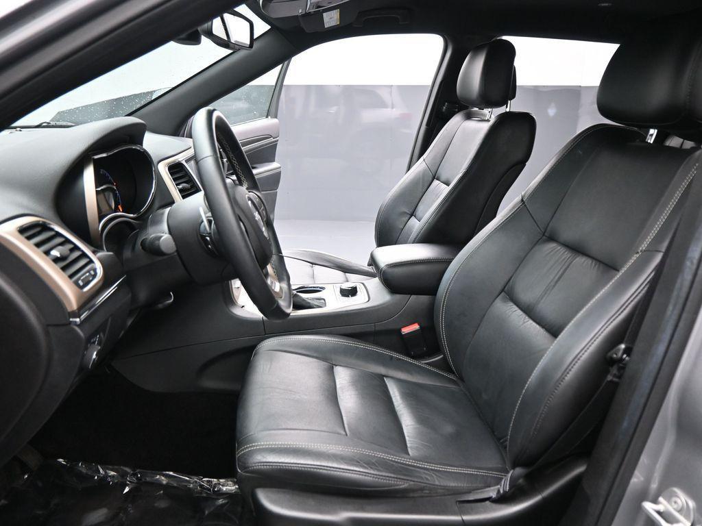 used 2016 Jeep Grand Cherokee car, priced at $12,058