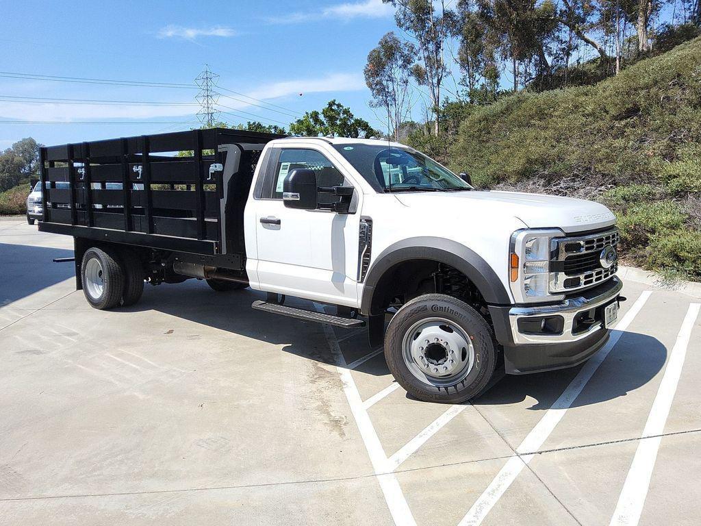 new 2025 Ford F-450 car, priced at $62,911