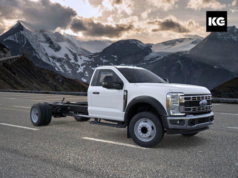 new 2025 Ford F-450 car, priced at $69,911