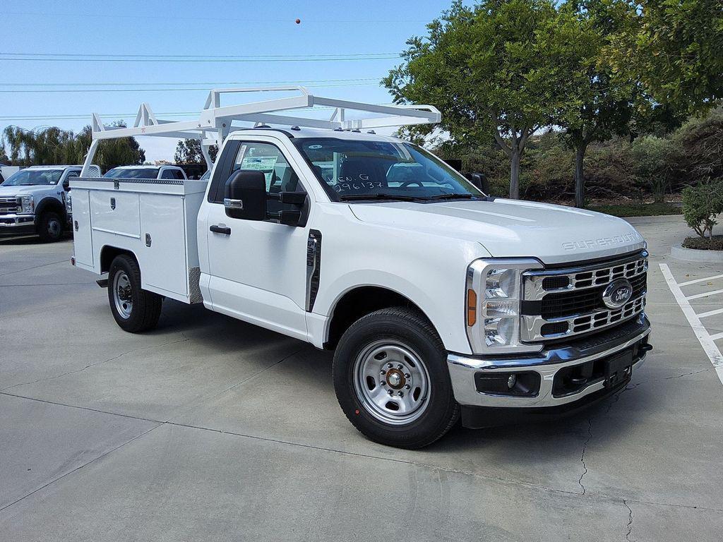new 2025 Ford F-350 car, priced at $63,019