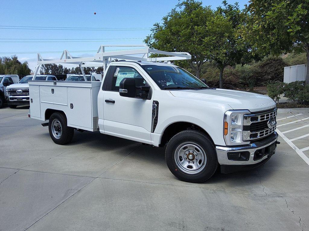 new 2025 Ford F-350 car, priced at $63,019