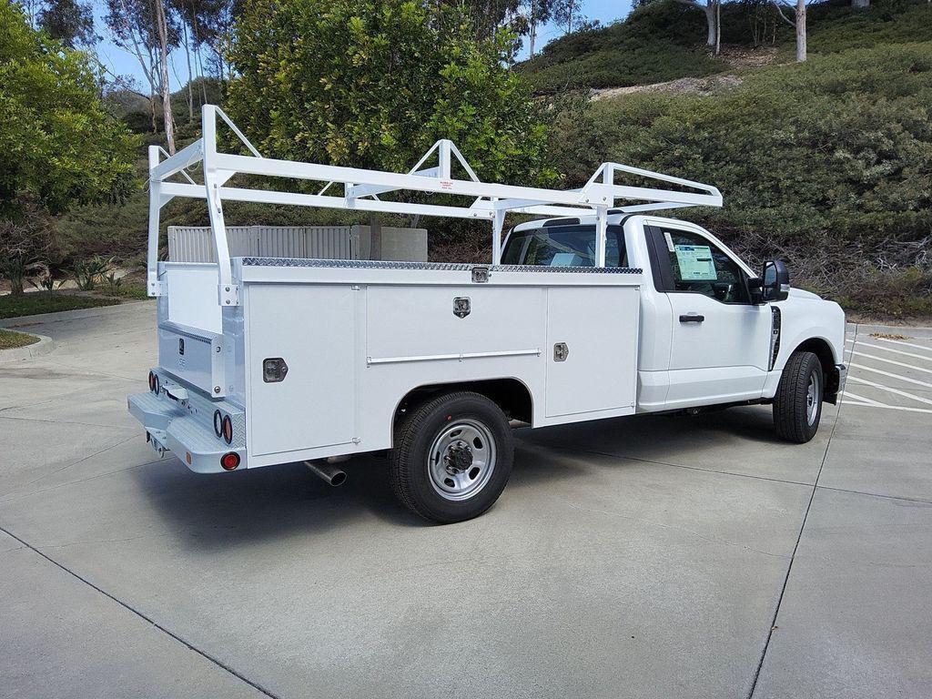 new 2025 Ford F-350 car, priced at $63,019