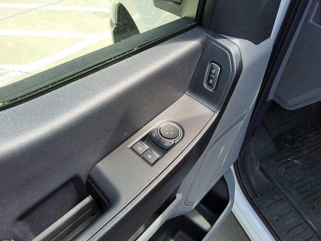 new 2025 Ford F-350 car, priced at $63,019