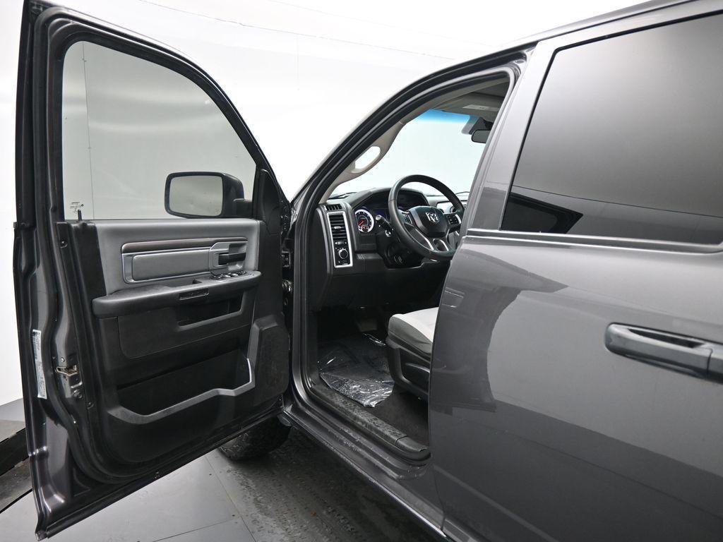 used 2024 Ram 1500 Classic car, priced at $27,500