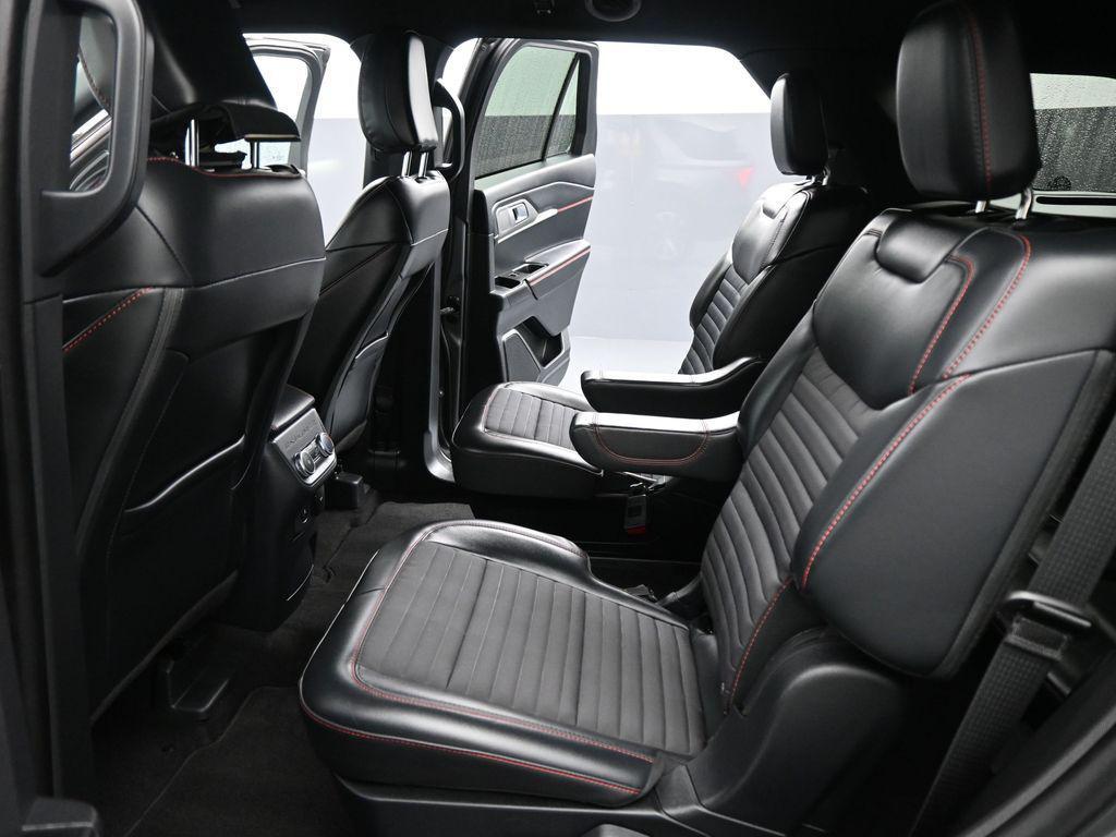 used 2025 Ford Explorer car, priced at $39,917