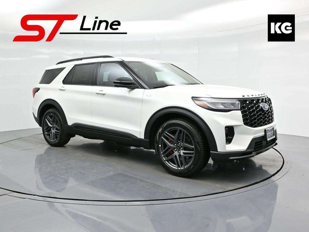 new 2025 Ford Explorer car, priced at $45,695