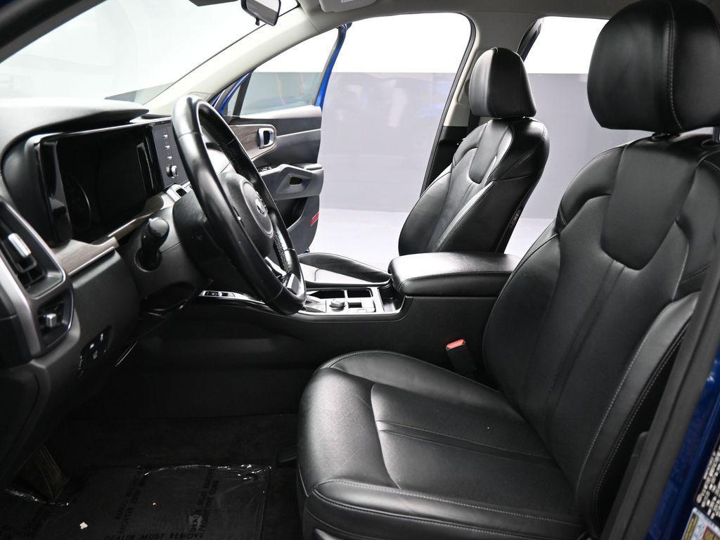 used 2021 Kia Sorento car, priced at $23,051