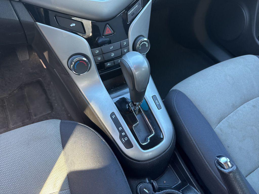 used 2016 Chevrolet Cruze Limited car, priced at $5,682