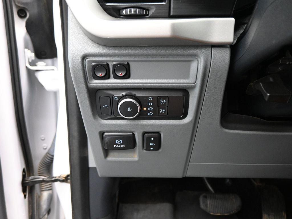 used 2021 Ford F-150 car, priced at $25,727