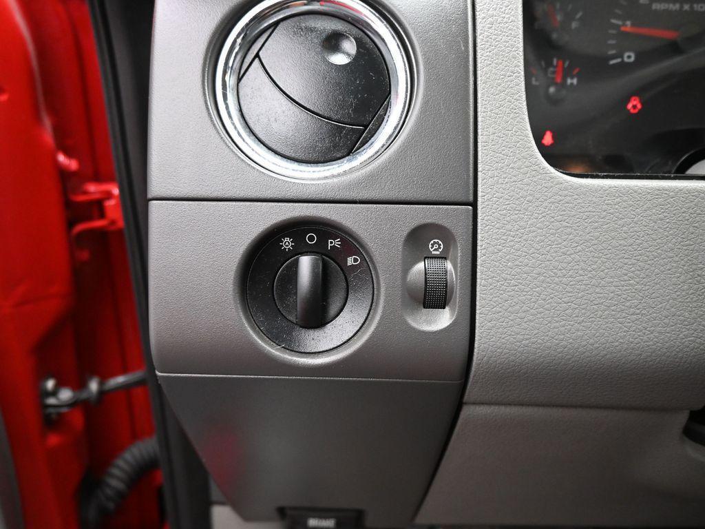 used 2007 Ford F-150 car, priced at $7,500