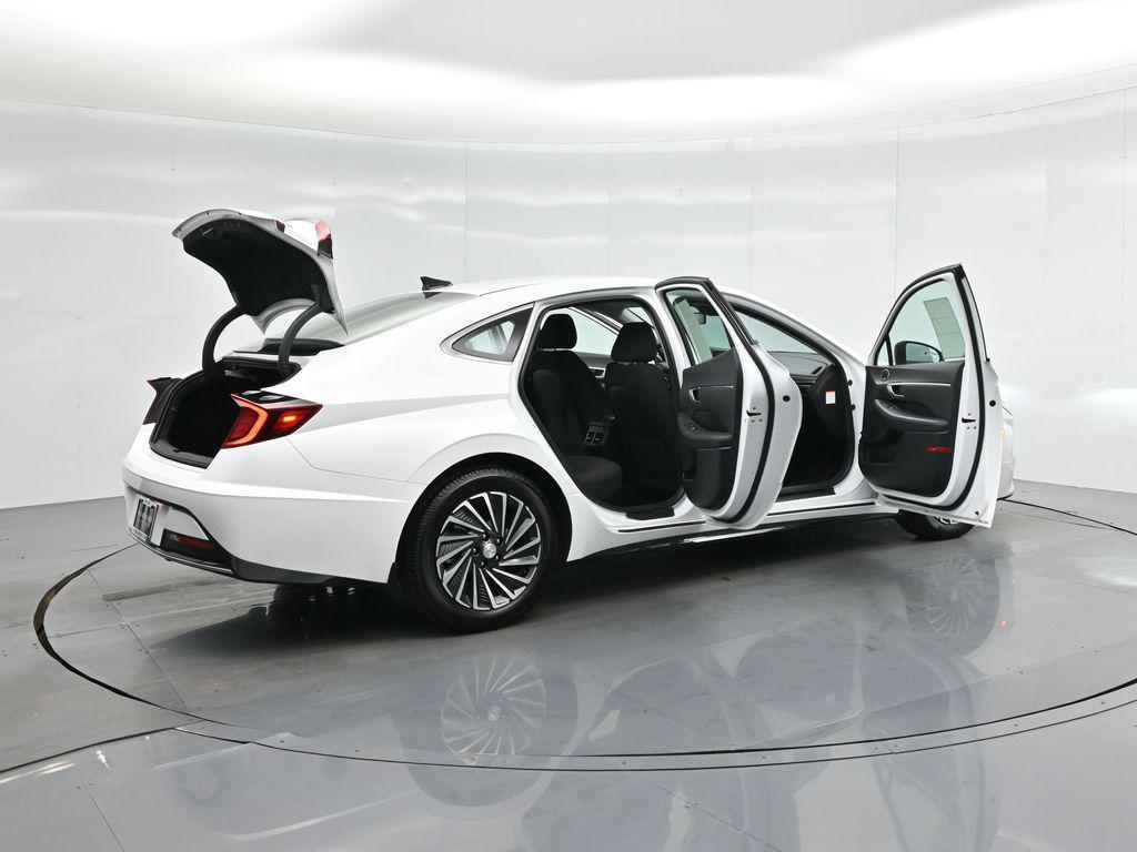 used 2022 Hyundai Sonata Hybrid car, priced at $20,785