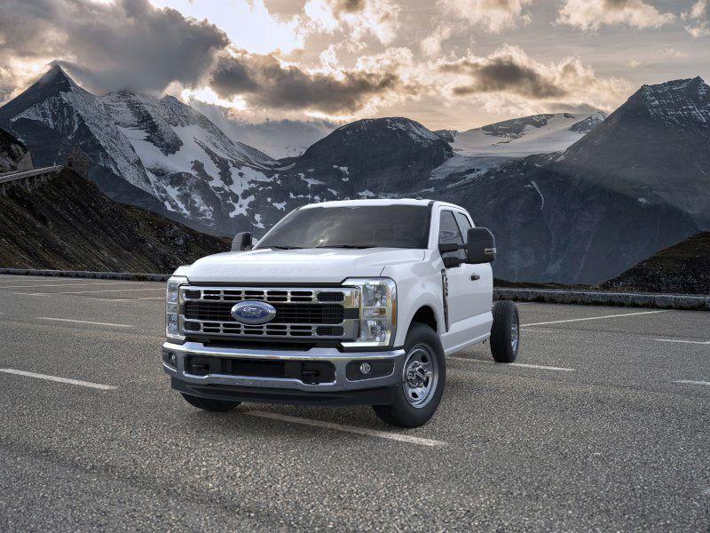 new 2026 Ford F-350 car, priced at $72,620