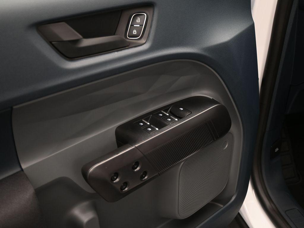 new 2025 Ford Maverick car, priced at $28,065