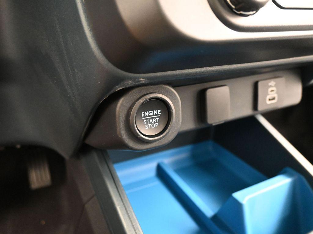 new 2025 Ford Maverick car, priced at $33,750