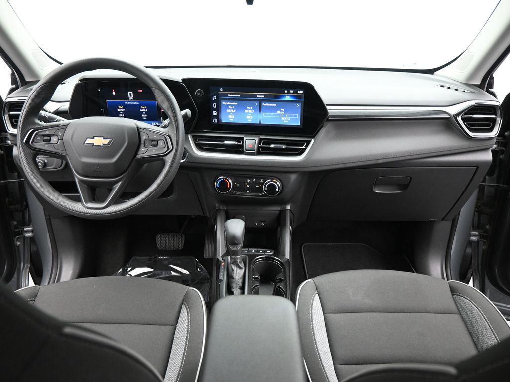 used 2024 Chevrolet TrailBlazer car, priced at $22,476