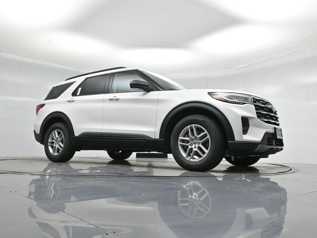 new 2026 Ford Explorer car, priced at $40,575