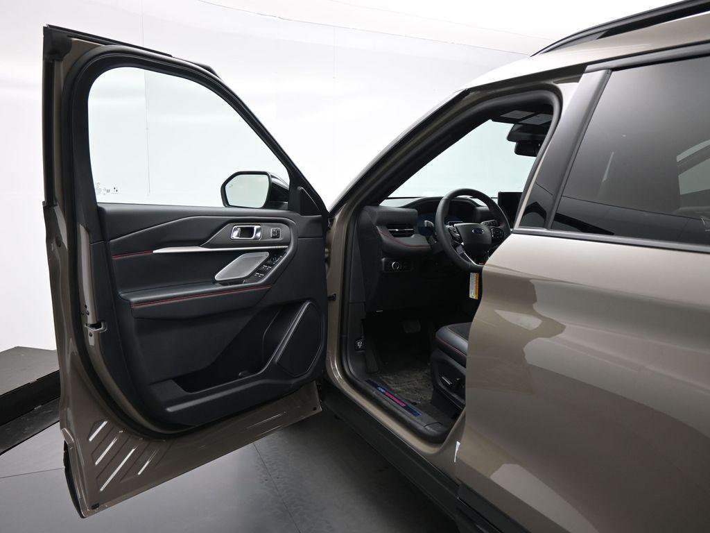 new 2026 Ford Explorer car, priced at $59,385