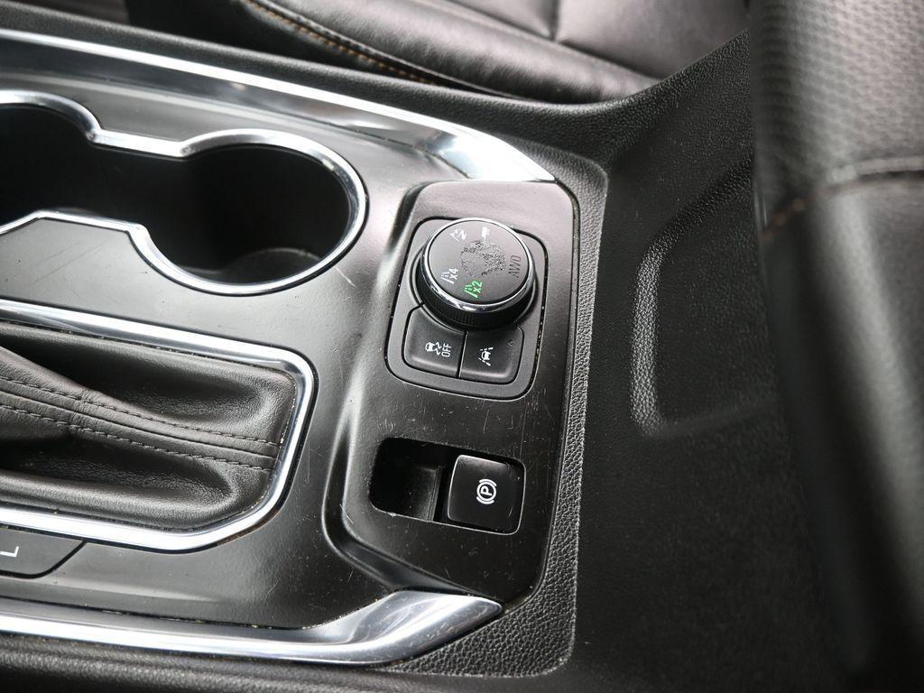 used 2018 Chevrolet Traverse car, priced at $21,622