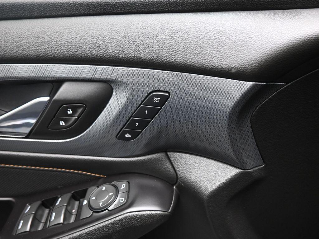 used 2018 Chevrolet Traverse car, priced at $21,622