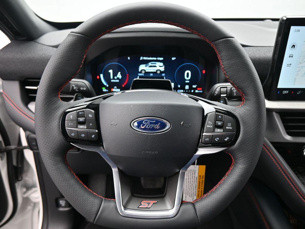 new 2025 Ford Explorer car, priced at $58,475