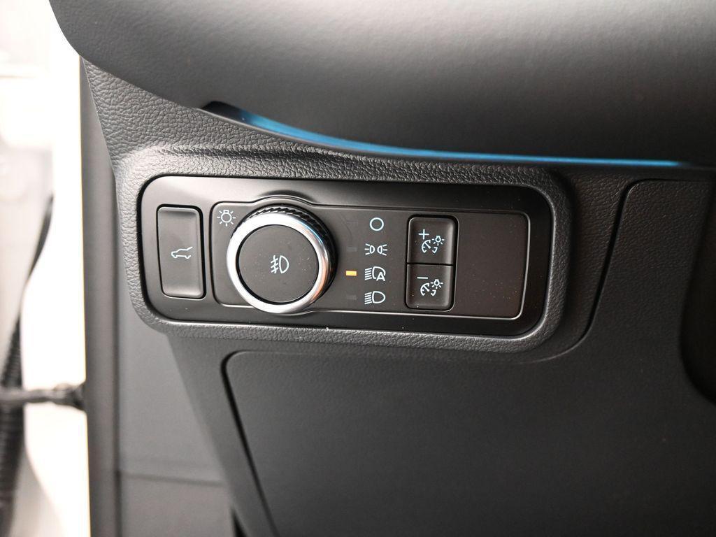 new 2025 Ford Explorer car, priced at $58,475