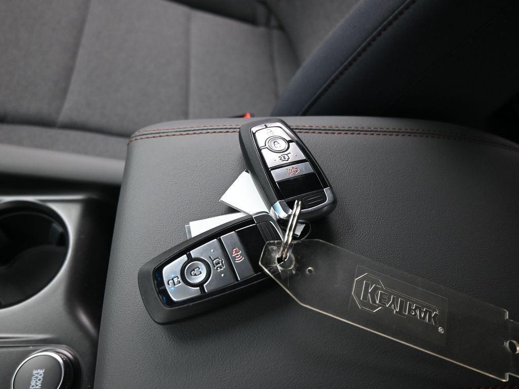 new 2025 Ford Explorer car, priced at $39,145