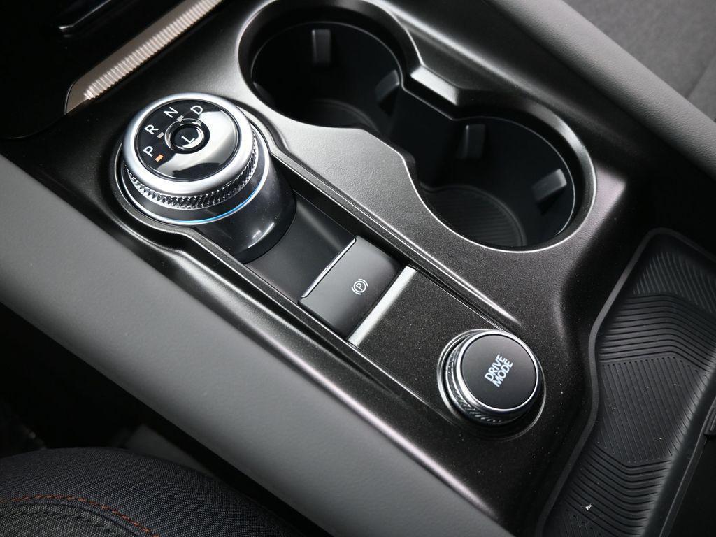 new 2025 Ford Explorer car, priced at $39,145