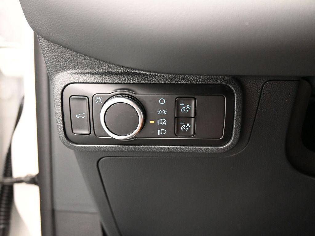 new 2025 Ford Explorer car, priced at $39,145