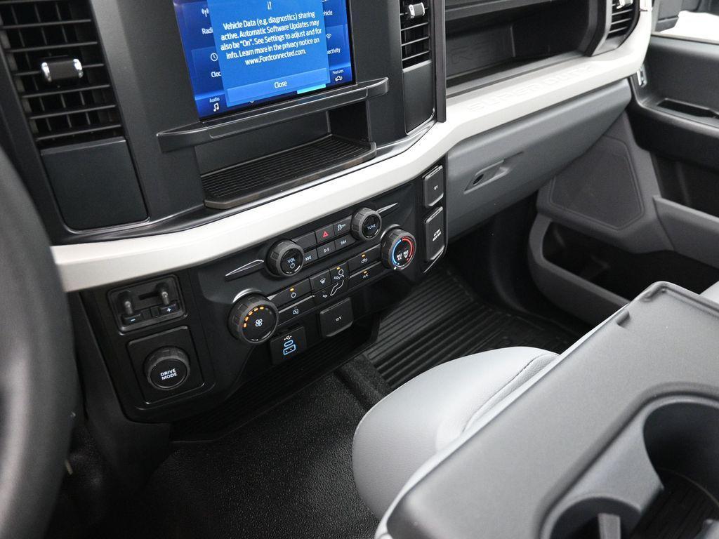 new 2025 Ford F-450 car, priced at $87,782