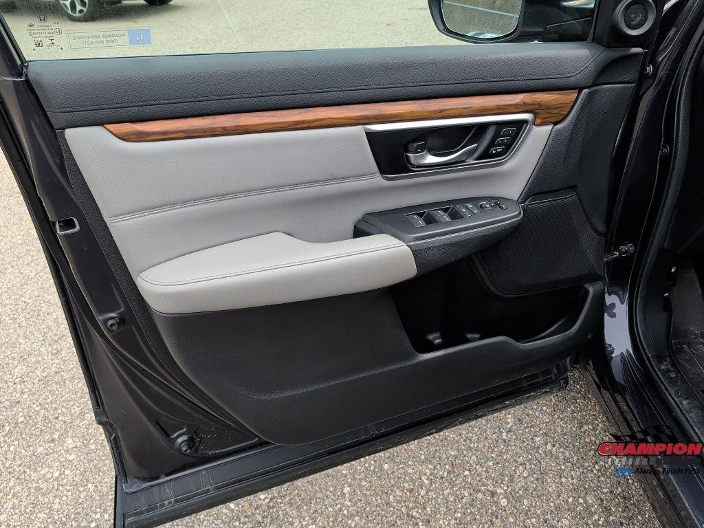 used 2017 Honda CR-V car, priced at $15,600