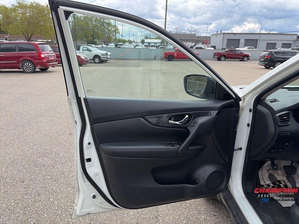 used 2018 Nissan Rogue car, priced at $11,850