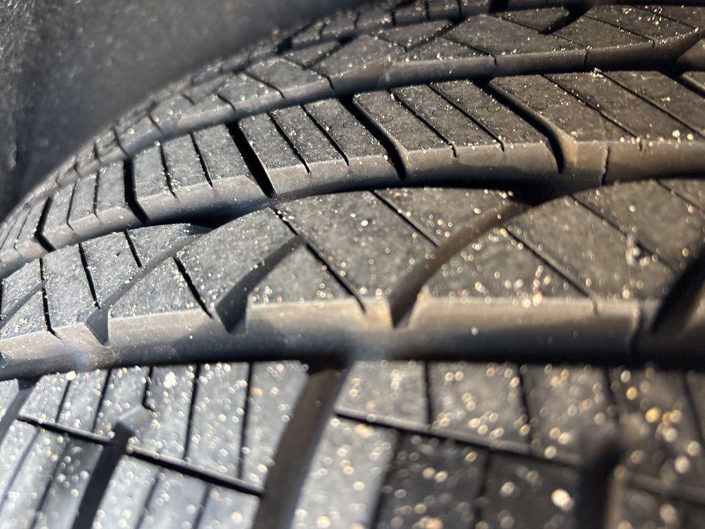 used 2022 Buick Envision car, priced at $16,811