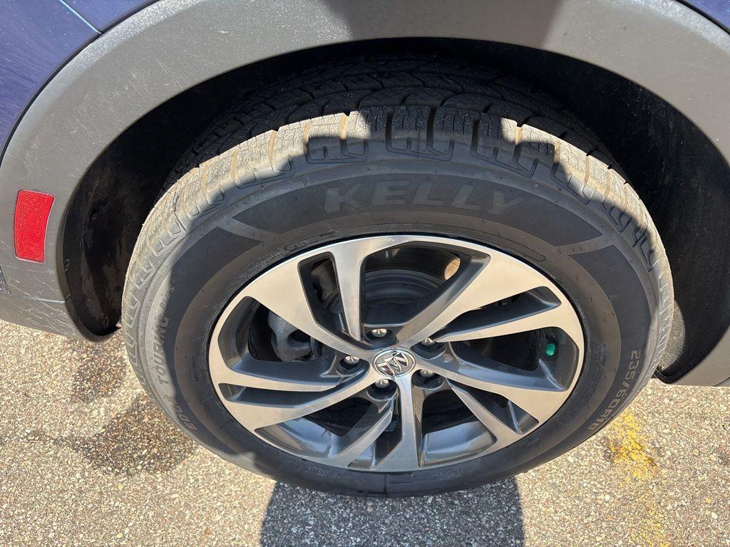 used 2022 Buick Envision car, priced at $16,811