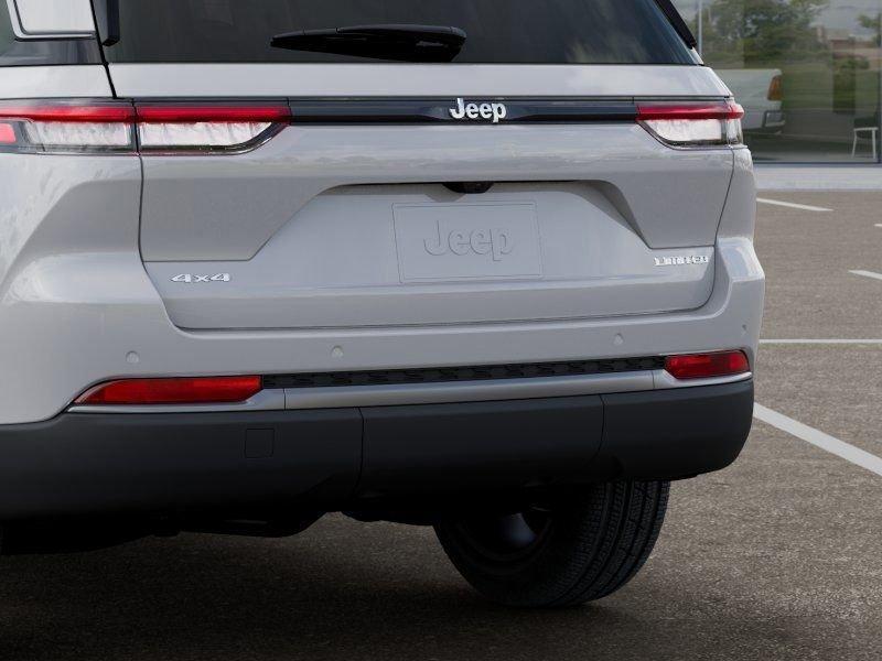 new 2026 Jeep Grand Cherokee car, priced at $44,281
