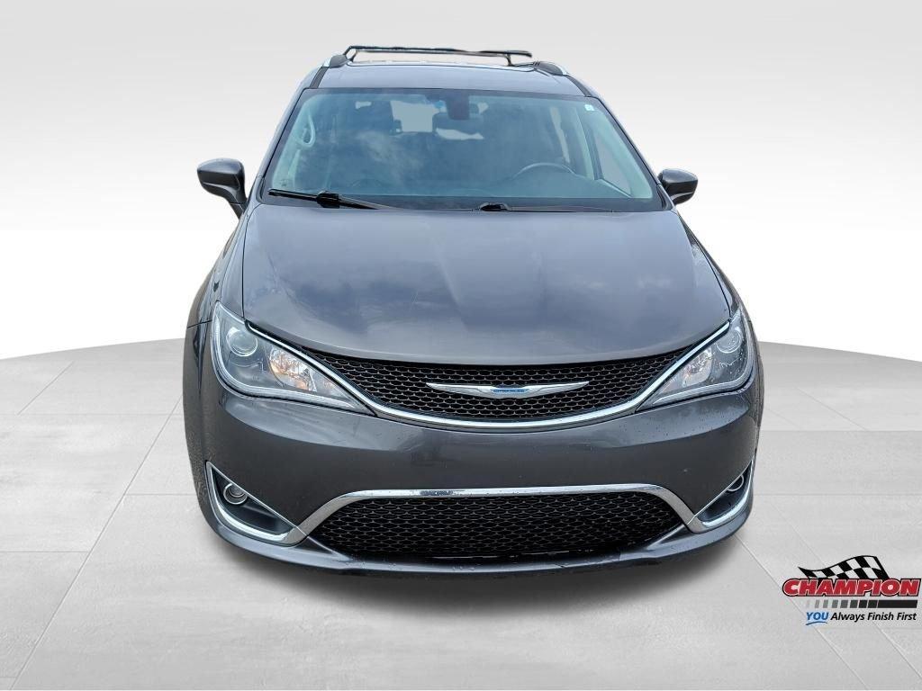 used 2018 Chrysler Pacifica car, priced at $8,395
