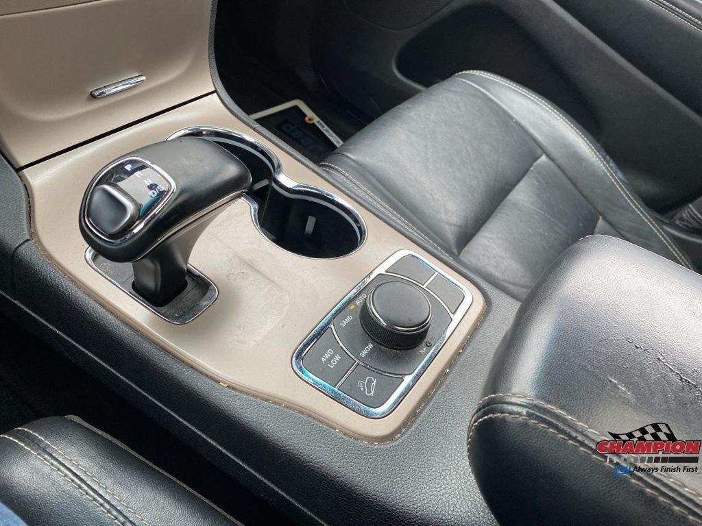 used 2015 Jeep Grand Cherokee car, priced at $9,900