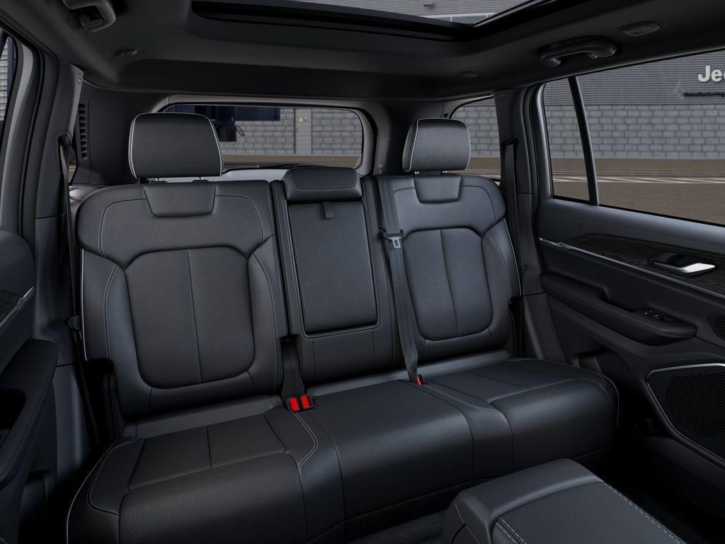 new 2026 Jeep Grand Cherokee car, priced at $46,540