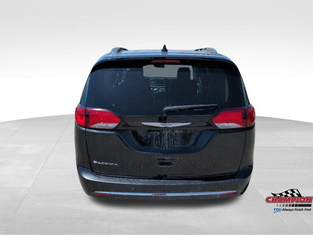used 2018 Chrysler Pacifica car, priced at $13,850