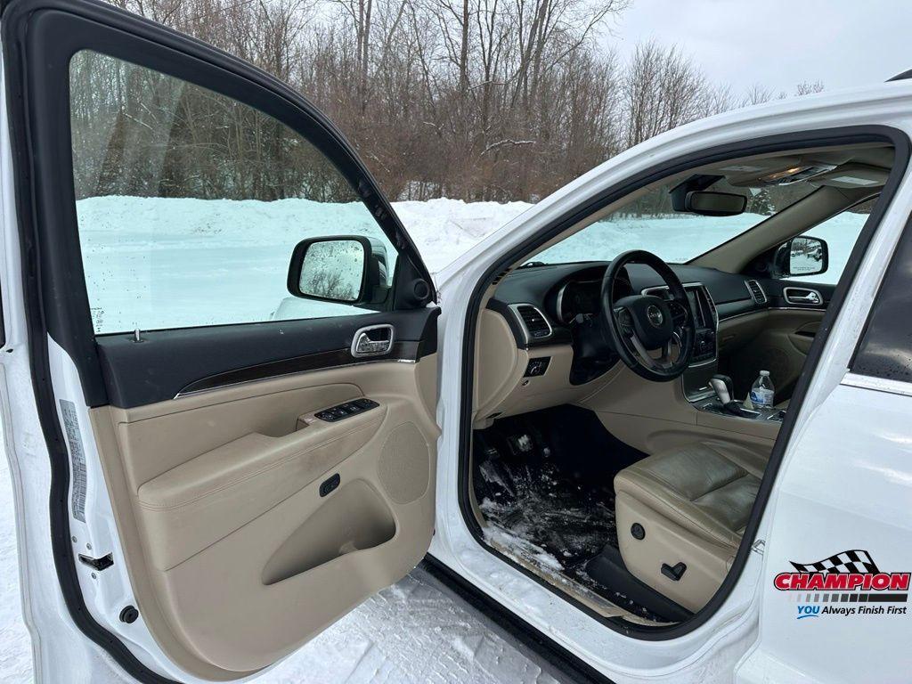 used 2018 Jeep Grand Cherokee car, priced at $17,675