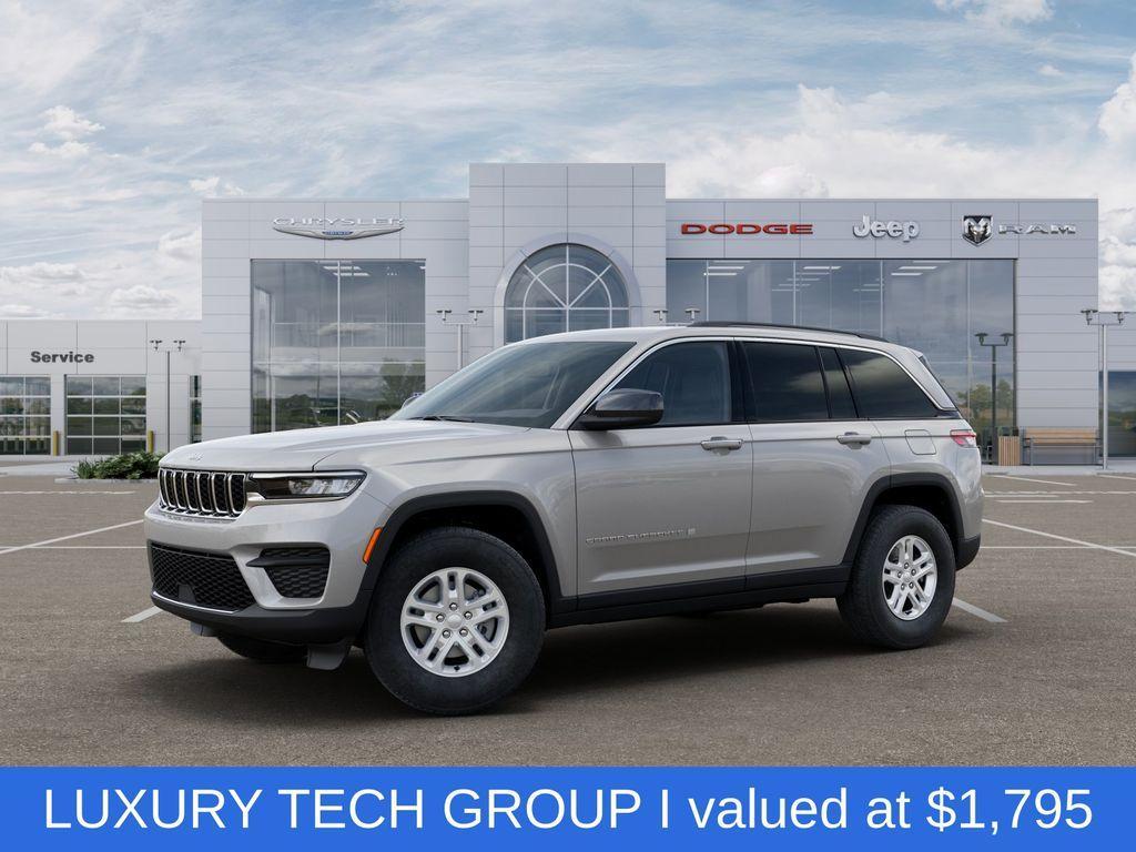 new 2025 Jeep Grand Cherokee car, priced at $40,923